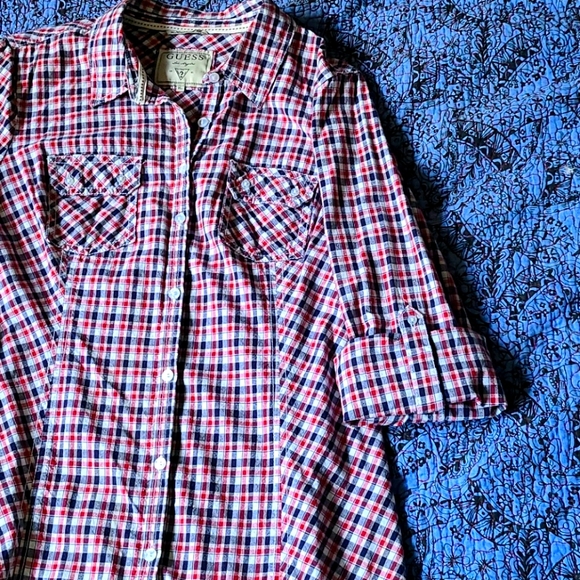Guess button up - Picture 3 of 7